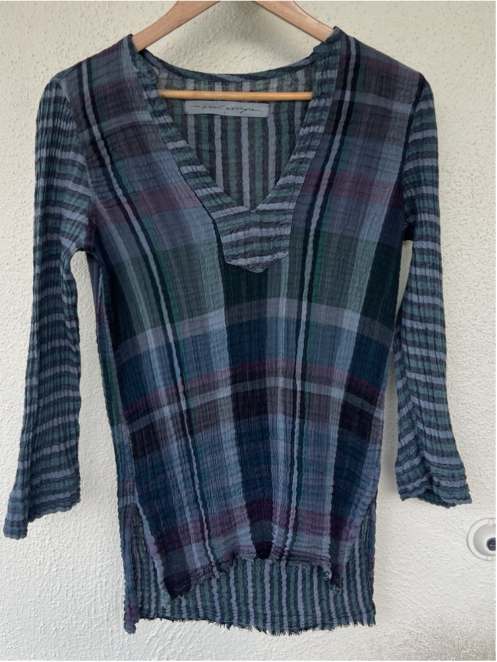Raquel Allegra Plaid V Neck Crinkle Gauzy Blouse 2 M Coastal Boho Relaxed Earthy